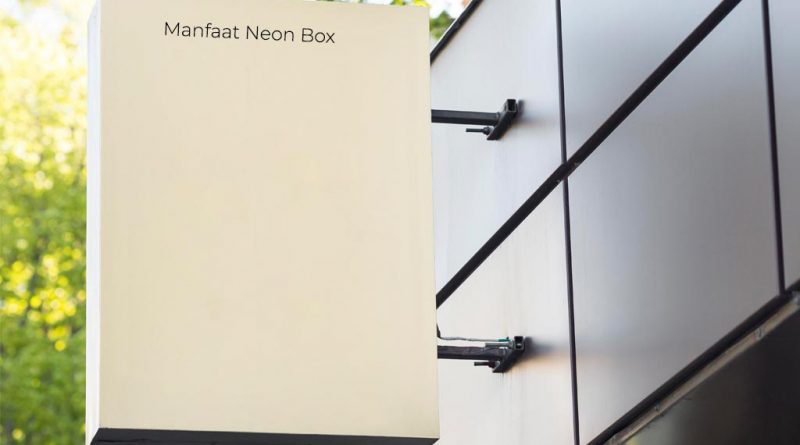 Manfaat jasa pembuatan Neon Box di Medan